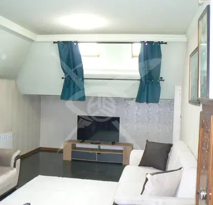 Photo 2 — 3-bedroom apartment in Студентски