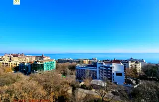 Тристаен апартамент в к.к. Златни пясъци