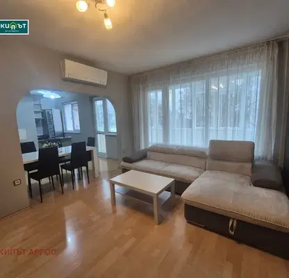 Photo 2 — Three-room apartment with two terraces in Asparuhovo, Varna