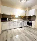 Тристаен апартамент с тераса в затворен комплекс в Аспарухово, Варна
