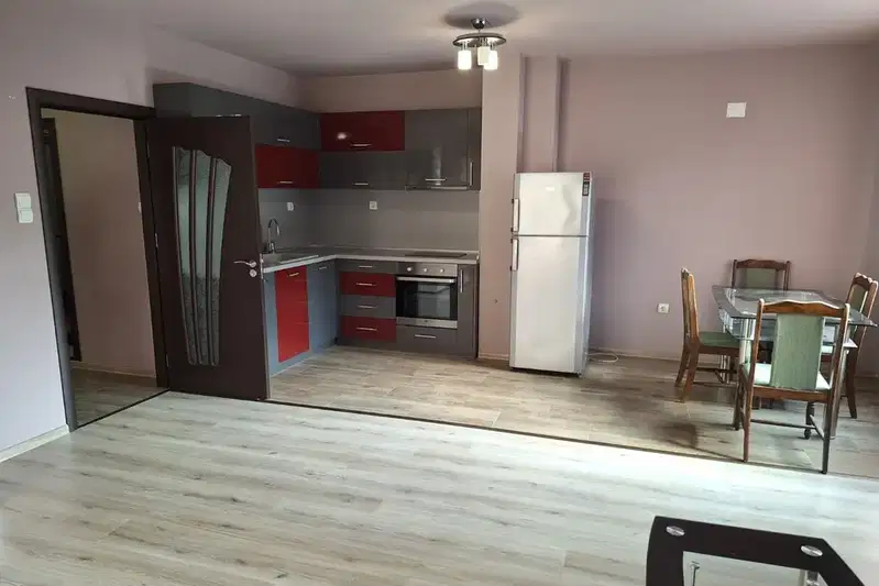 Тристаен апартамент в Стара Загора, Аязмото