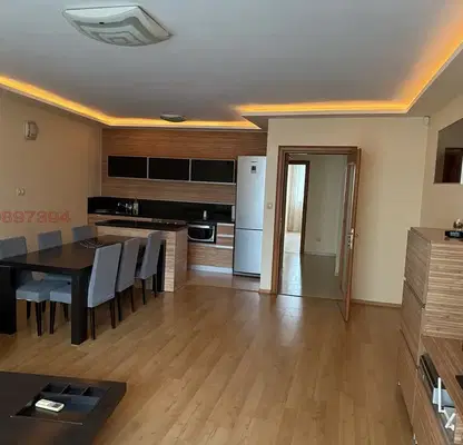 Photo 3 — Three-room apartment in Belite Brezi with functional layout
