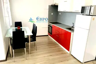 Тристаен апартамент в Стара Загора, Била