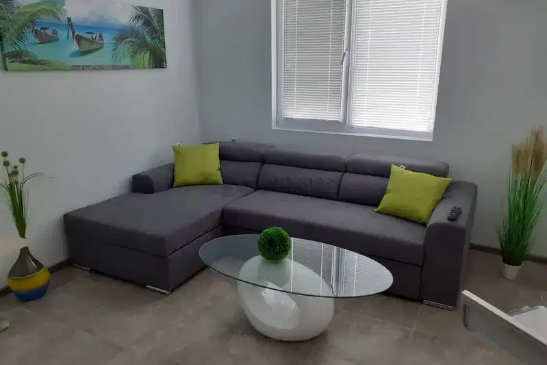 3-bedroom apartment in Varna, Biznes Hotel