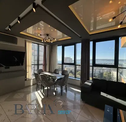 Photo 5 — 3-bedroom apartment in Varna, Briz