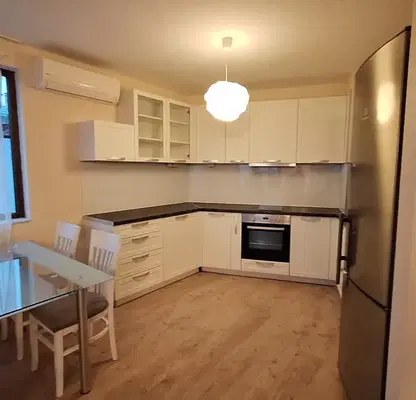 Photo 2 — 3-bedroom apartment in Varna, Briz