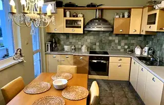 Тристаен апартамент във Варна, Бриз
