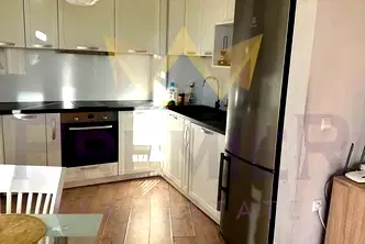 Тристаен апартамент във Варна, Бриз