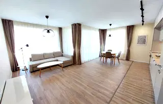 Тристаен апартамент във Варна, Бриз