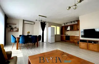 Тристаен апартамент във Варна, Бриз