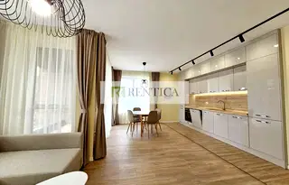 Тристаен апартамент във Варна, Бриз
