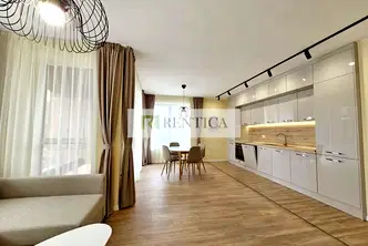 Тристаен апартамент във Варна, Бриз