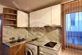 Тристаен апартамент във Варна, Бриз