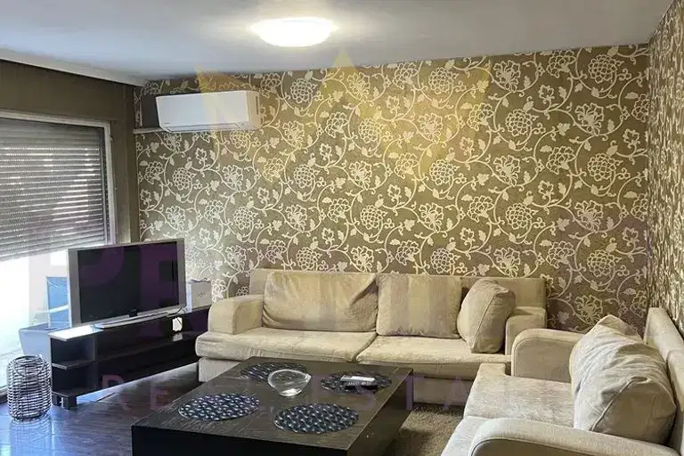 3-bedroom apartment in Varna, Centralna Poshta