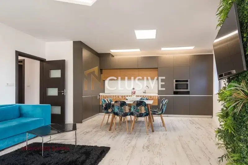 3-bedroom apartment in Varna, Centralna Poshta