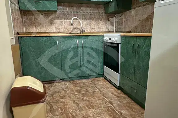 Тристаен апартамент във Варна, Център