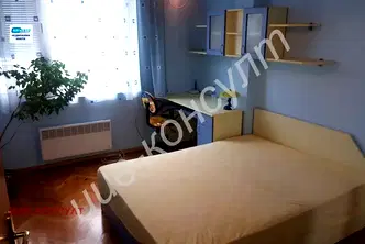 Тристаен апартамент във Велико Търново, Център