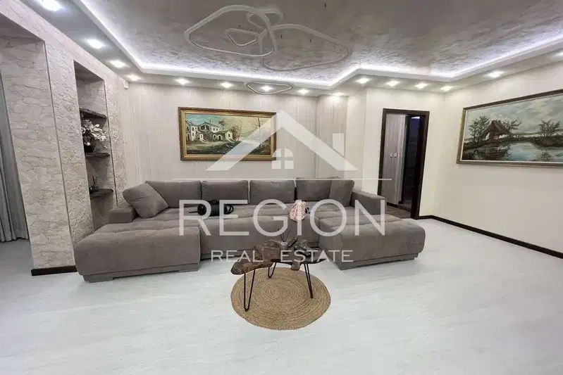 3-bedroom apartment in Varna, Centyr