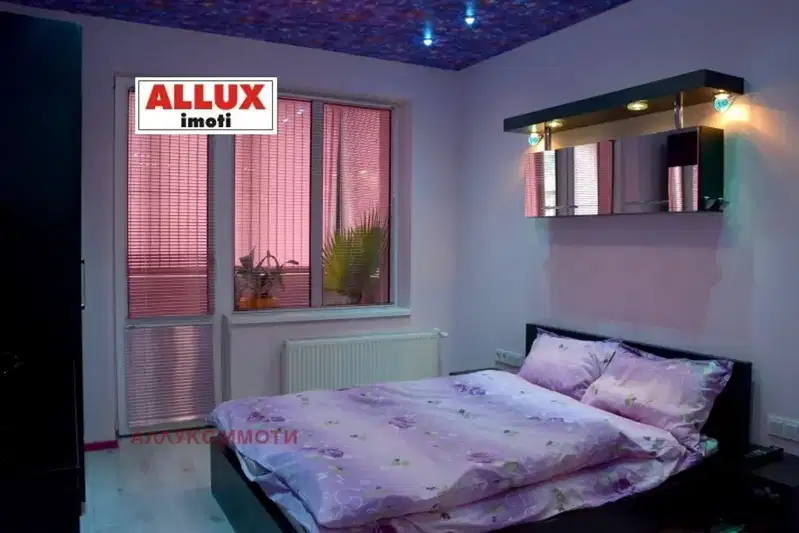 3-bedroom apartment in Ruse, Centyr