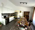 Снимка 2 — Тристаен апартамент във Варна, Център
