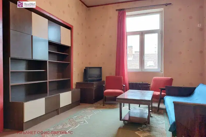3-bedroom apartment in Sofiya, Centyr
