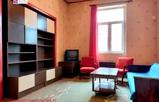 Тристаен апартамент в София, Център