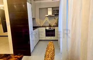 Тристаен апартамент във Варна, Център