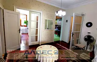 Тристаен апартамент в София, Център