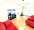 Снимка 3 — Тристаен апартамент във Варна, Център