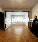 Тристаен апартамент с функционално разпределение в Център, София