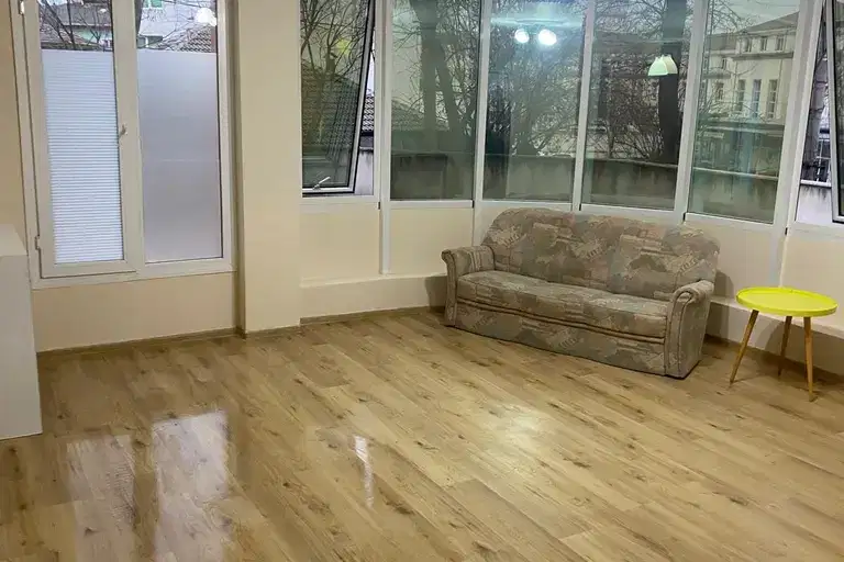 3-bedroom apartment in Kyrdjali, Centyr