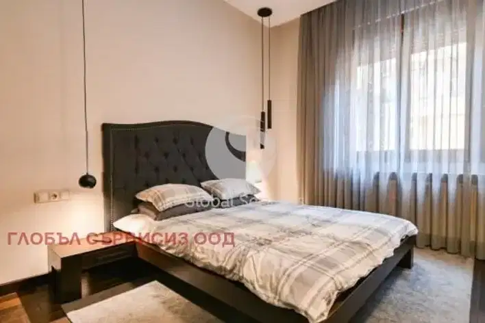 3-bedroom apartment in Sofiya, Centyr