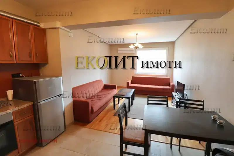 3-bedroom apartment in Sofiya, Centyr