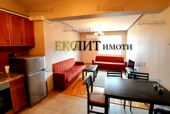 Тристаен апартамент в София, Център