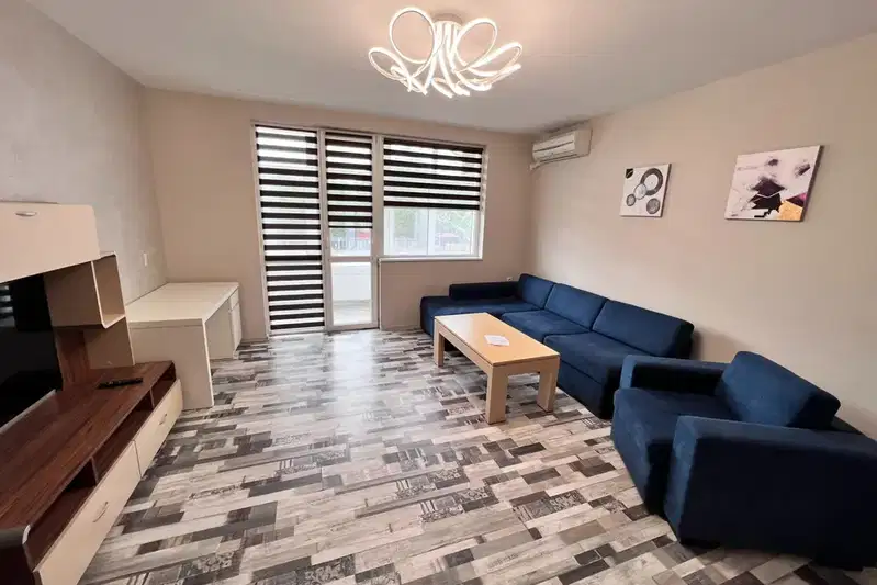3-bedroom apartment in Plovdiv, Centyr