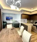 Тристаен апартамент във Варна, Център