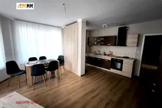 Тристаен апартамент в Пловдив, Център