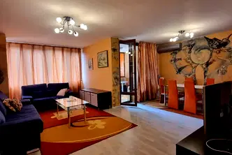 Тристаен апартамент в Пловдив, Център