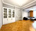 Снимка 3 — Тристаен апартамент в София, Център