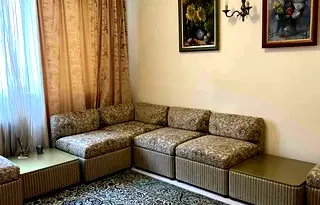 Тристаен апартамент в София, Център