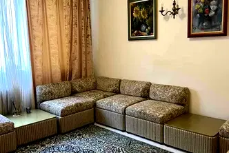 Тристаен апартамент в София, Център
