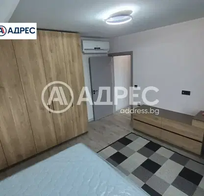 Снимка 5 — Тристаен апартамент в Раз, Център