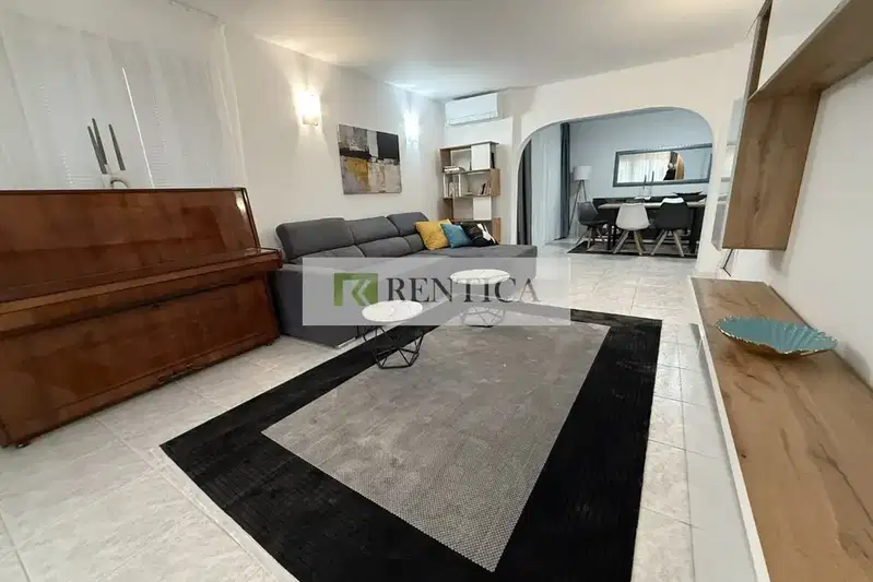3-bedroom apartment in Varna, Centyr