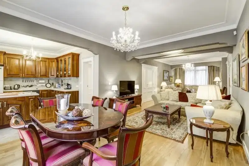 3-bedroom apartment in Sofiya, Centyr