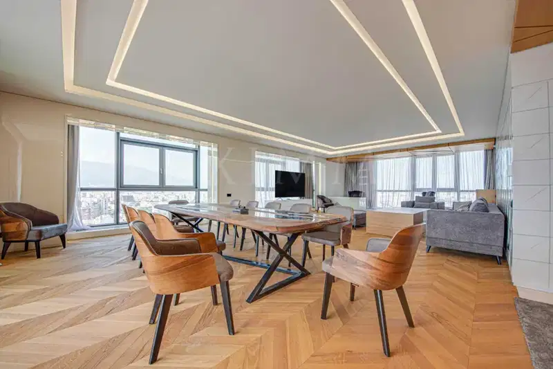 3-bedroom apartment in Sofiya, Centyr