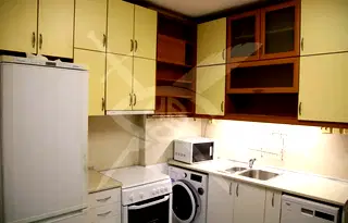 Тристаен апартамент във Варна, Център