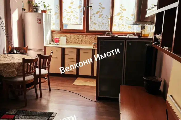 Тристаен апартамент в Пловдив, Център
