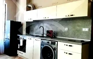 Тристаен апартамент във Варна, Център