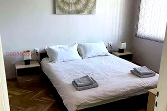 Тристаен апартамент във Велико Търново, Център