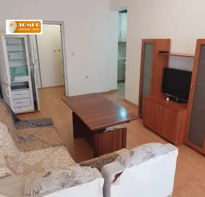 Photo 2 — 3-bedroom apartment in Pazardjik, Centyr